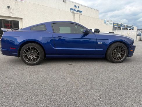 Used 2014 Ford Mustang GT w/ Brembo Brake Package RWD image 2