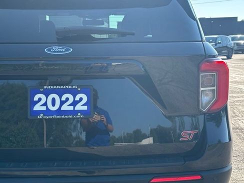 Used 2022 Ford Explorer ST w/ ST Street Pack AWD/4WD image 5