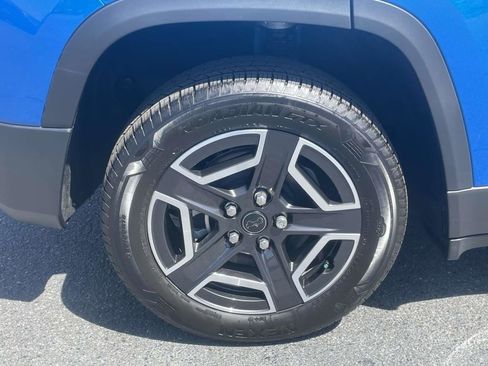 New 2026 Jeep Cherokee Laredo AWD/4WD image 13