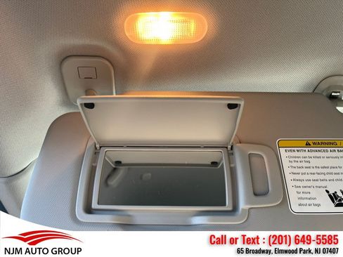 Used 2023 Nissan Rogue SV AWD/4WD image 33