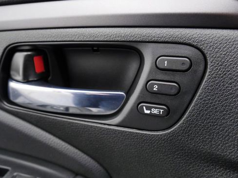 Used 2021 Honda Pilot Special Edition image 16