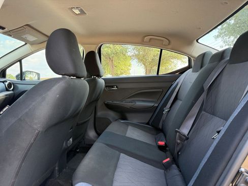Used 2025 Nissan Versa SV FWD image 25