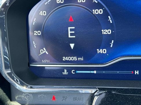 Used 2025 Chevrolet Silverado 2500 LTZ w/ LTZ Convenience Package AWD/4WD image 34