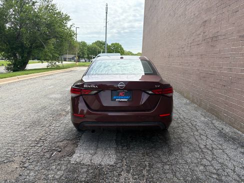 Used 2024 Nissan Sentra SV FWD image 4