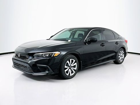 Used 2023 Honda Civic LX image 3