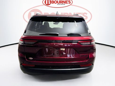 Used 2024 Jeep Grand Cherokee Limited w/ Luxury Tech Group II AWD/4WD image 10