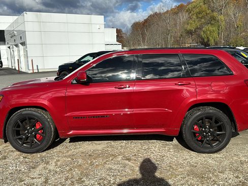 Certified 2020 Jeep Grand Cherokee SRT w/ Trailer Tow Group IV image 7