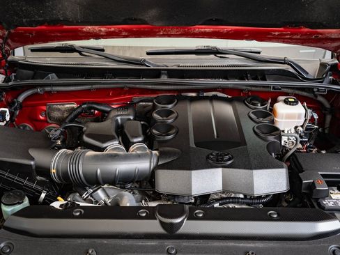 Used 2018 Toyota 4Runner Limited image 35