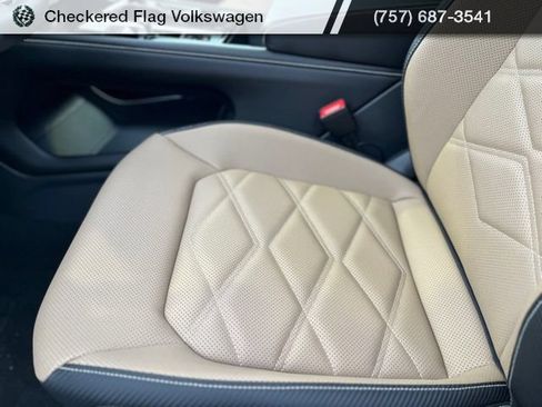 New 2026 Volkswagen Atlas Cross Sport SE AWD/4WD image 26