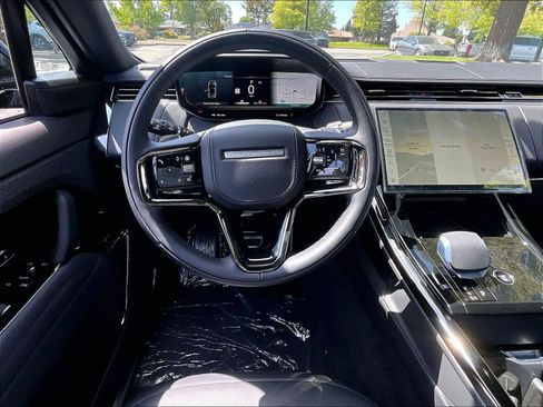 New 2026 Land Rover Range Rover Sport Dynamic SE AWD/4WD image 15