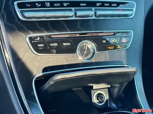 Used 2015 Mercedes-Benz C 300 Sedan image 28