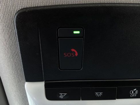 Used 2025 Nissan Sentra SV FWD image 17
