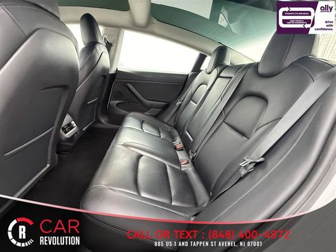 Used 2022 Tesla Model 3 Long Range AWD/4WD image 25