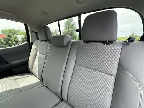 Used 2023 Toyota Tacoma SR AWD/4WD image 14