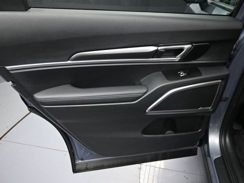 New 2025 Kia Telluride LX FWD image 28