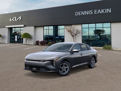 New 2025 Kia K4 LXS