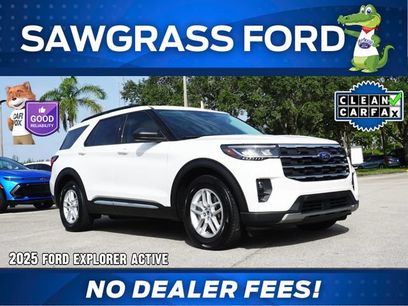 Used 2025 Ford Explorer Active w/ Active Comfort Package