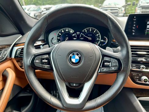 Used 2018 BMW 530i xDrive image 20