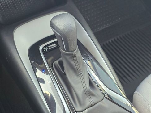 Used 2024 Toyota Corolla SE image 36