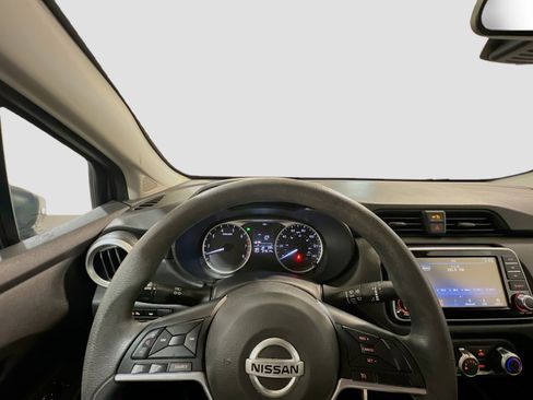Used 2022 Nissan Versa S w/ Trunk Package FWD image 7