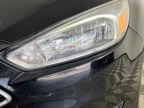 Used 2018 Ford Focus SE image 12