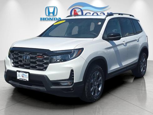 Used 2024 Honda Passport TrailSport image 7