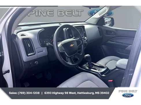 Used 2018 Chevrolet Colorado W/T w/ WT Convenience Package RWD image 13