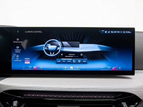 New 2026 BMW 330i xDrive 330i xDrive w/ Premium Package image 29