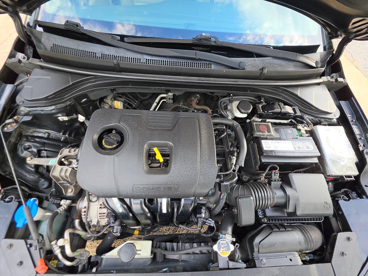Used 2020 Hyundai Elantra SEL FWD image 36