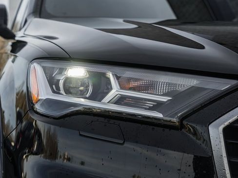 Used 2024 Audi Q7 2.0T Premium image 15