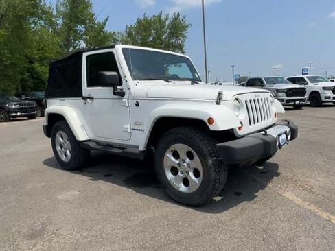 Used 2013 Jeep Wrangler Sahara w/ Connectivity Group AWD/4WD image 2