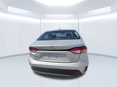 Used 2023 Toyota Corolla LE FWD image 22
