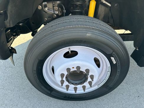 Used 2016 Ford F450 XL w/ Power Equipment Group image 14