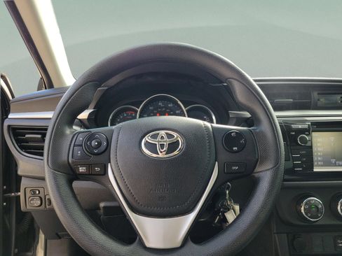 Used 2016 Toyota Corolla L FWD image 19
