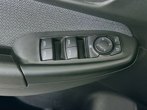 Used 2025 Chevrolet TrailBlazer LT FWD image 15
