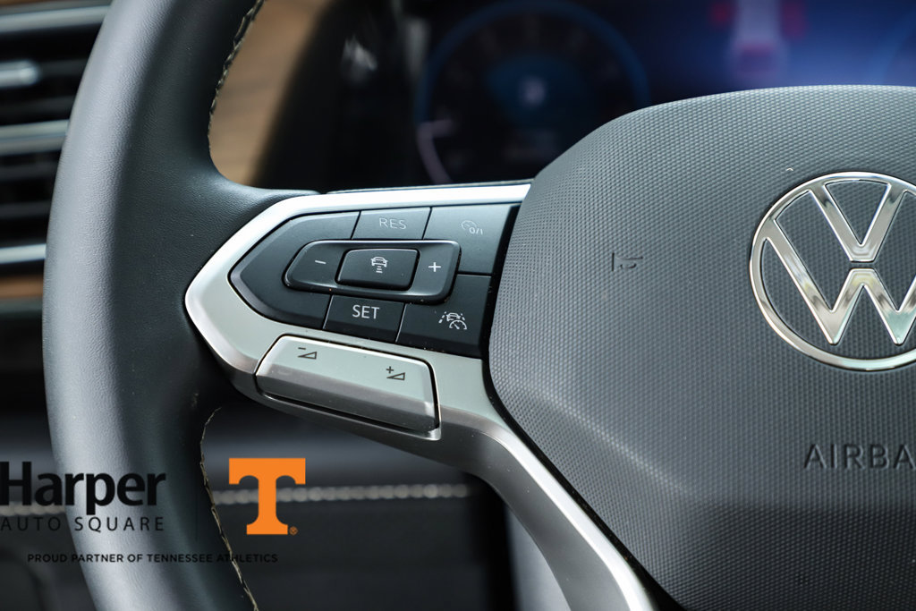 New 2025 Volkswagen Atlas SE w/ Panoramic Sunroof Package FWD image 21