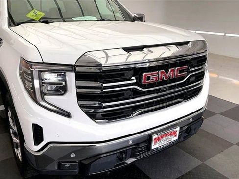 Used 2022 GMC Sierra 1500 SLT w/ SLT Premium Plus Package AWD/4WD image 30