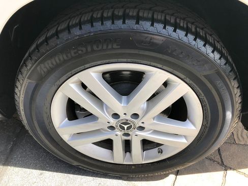 Used 2014 Mercedes-Benz GL 450 4MATIC image 11