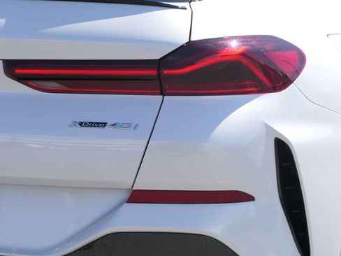 Used 2024 BMW X6 xDrive40i w/ Premium Package image 5