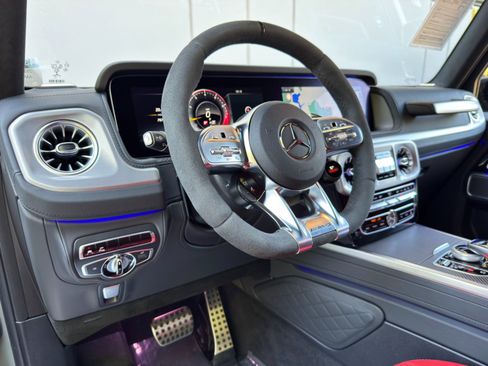Used 2022 Mercedes-Benz G 63 AMG Squared image 14