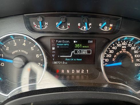 Used 2014 Ford F150 XLT w/ Equipment Group 302A Luxury AWD/4WD image 4