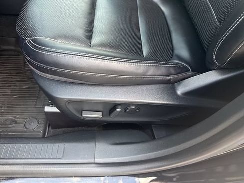 Used 2021 Ford Escape SEL AWD/4WD image 11