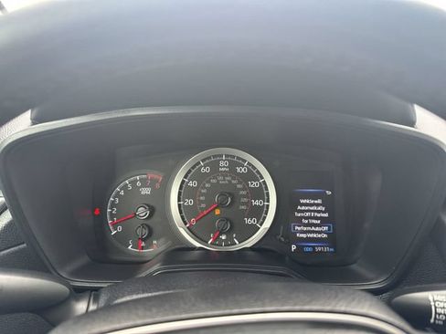 Used 2022 Toyota Corolla Cross LE FWD image 11