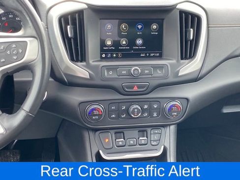 Certified 2019 GMC Terrain SLE w/ Driver Convenience Package image 9
