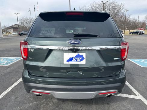 Used 2016 Ford Explorer XLT w/ Equipment Group 202A image 14