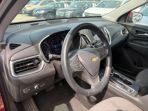 Used 2023 Chevrolet Equinox LT AWD/4WD image 12