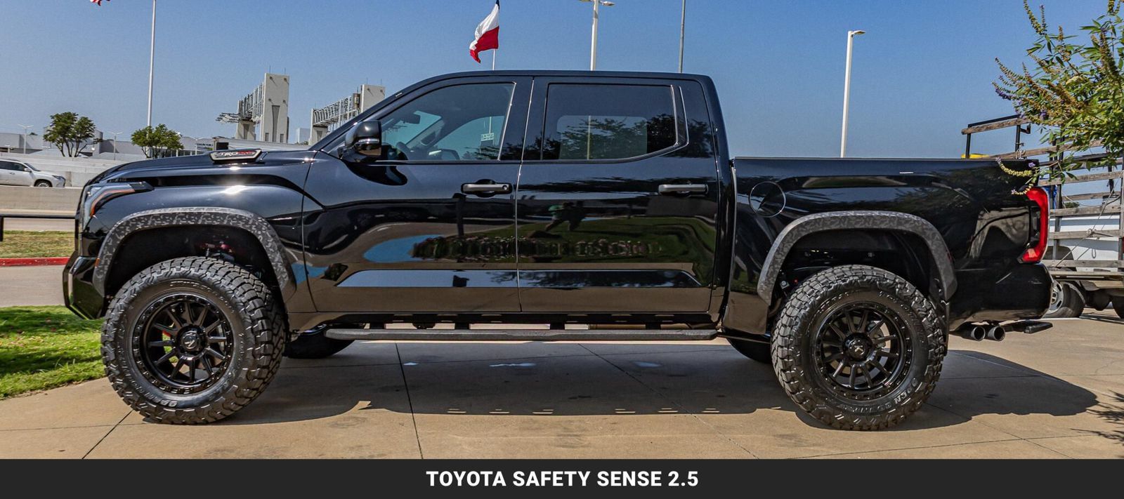 Used 2026 Toyota Tundra TRD Pro AWD/4WD image 6
