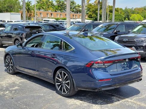 Used 2024 Honda Accord Touring image 4