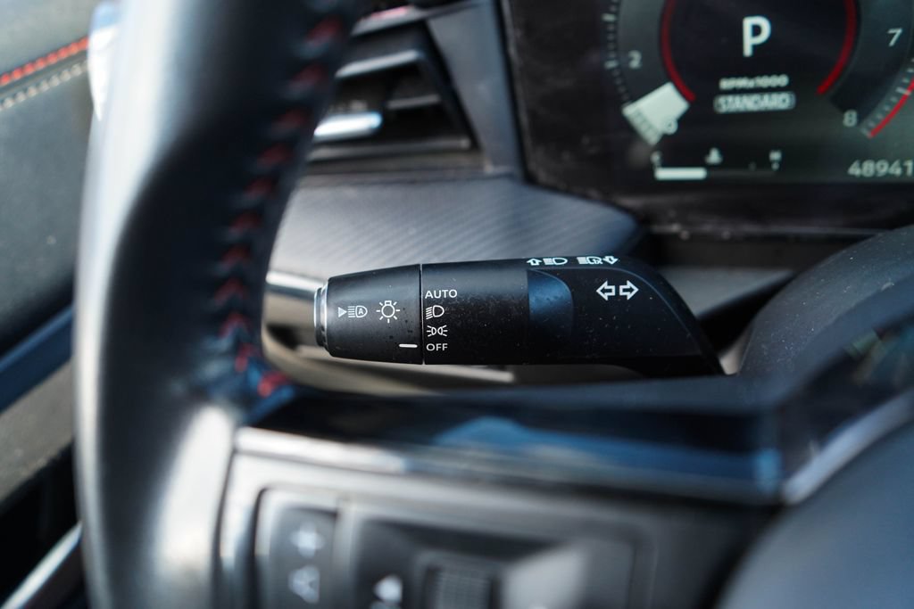 Used 2025 Nissan Kicks SR FWD image 33