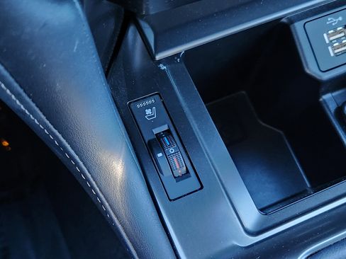 Certified 2023 Lexus GX 460 image 27